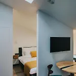 Biblio Aparthotel 3*