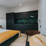 Biblio Aparthotel 3*