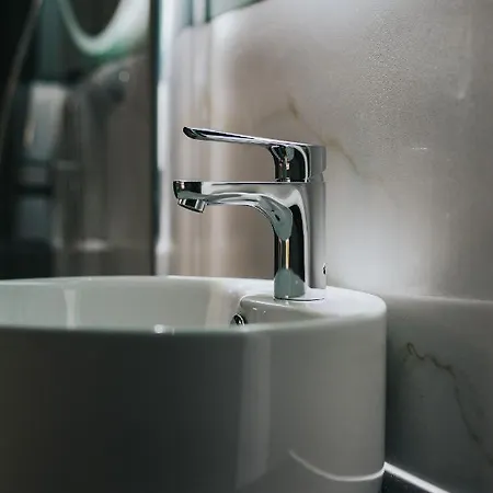 Biblio Hotel apartamentowy 3*