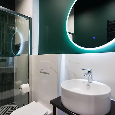 Biblio Hotel apartamentowy 3*