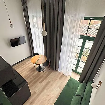 Biblio Aparthotel 3*